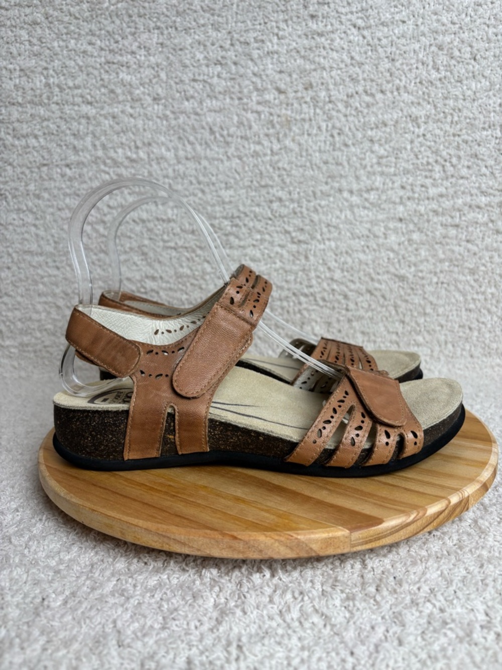 ABEO Sandals Women 7N Tan Bijou Metatarsal Bio System Strappy Perforated Leather